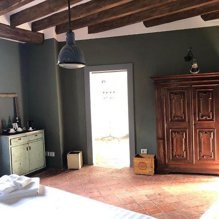 La Locanda Di Grazzano Visconti Exteriör bild