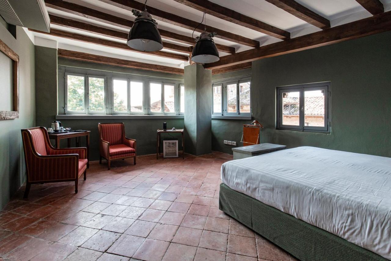 La Locanda Di Grazzano Visconti Exteriör bild