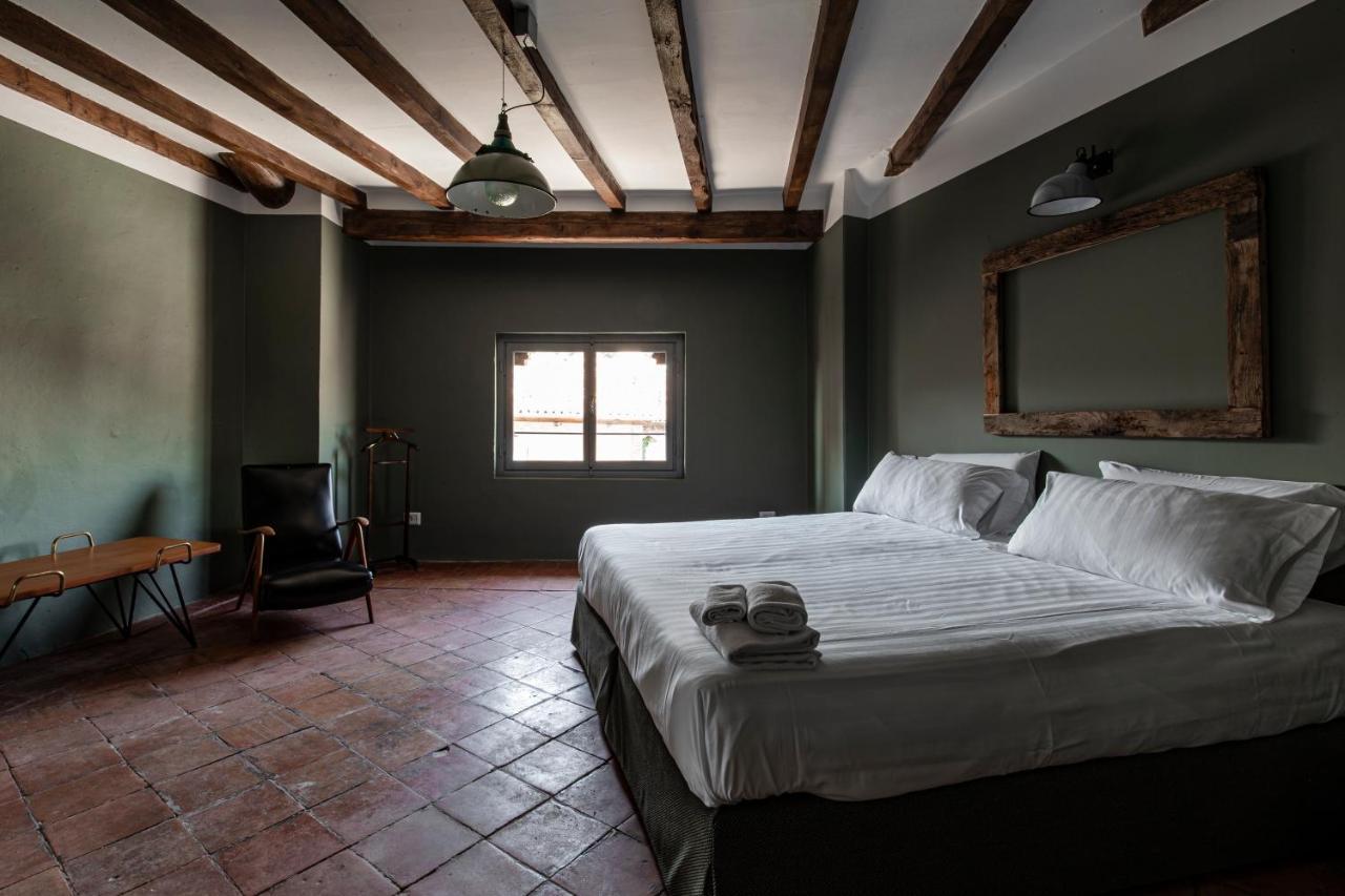 La Locanda Di Grazzano Visconti Exteriör bild