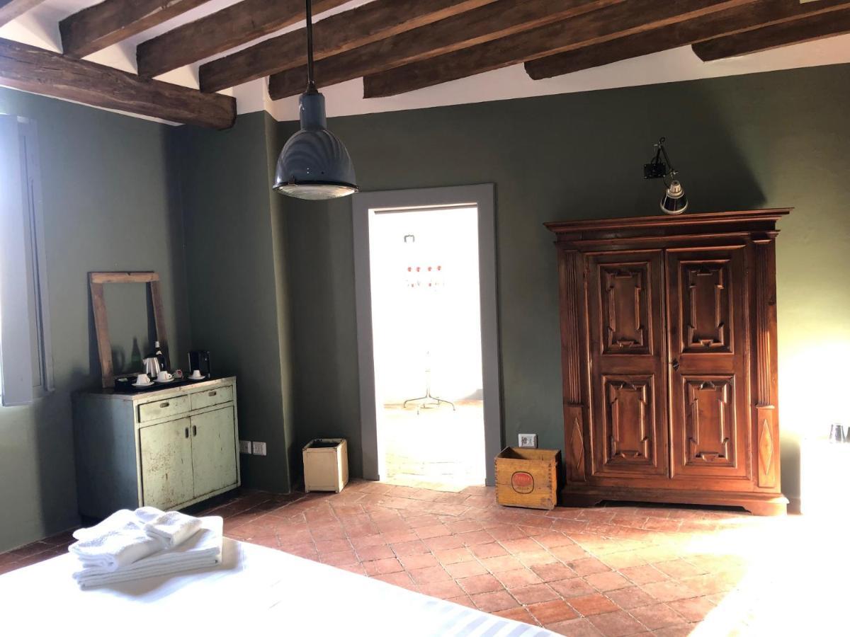 La Locanda Di Grazzano Visconti Exteriör bild